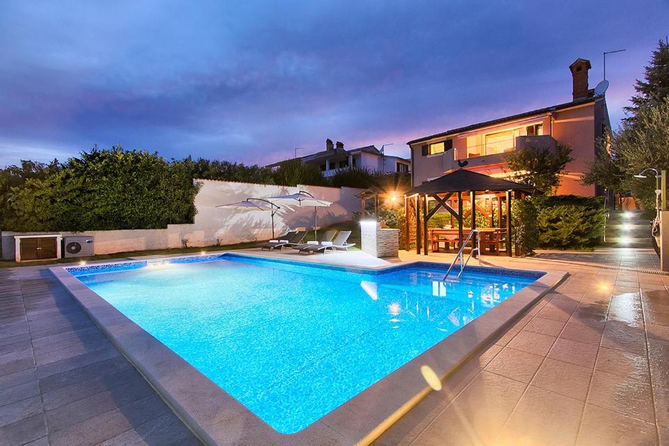 Premantura Olive Garden Villa Exteriör bild