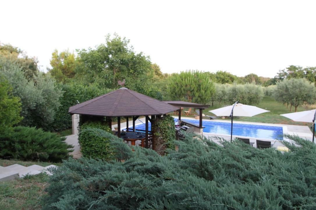 Premantura Olive Garden Villa Exteriör bild